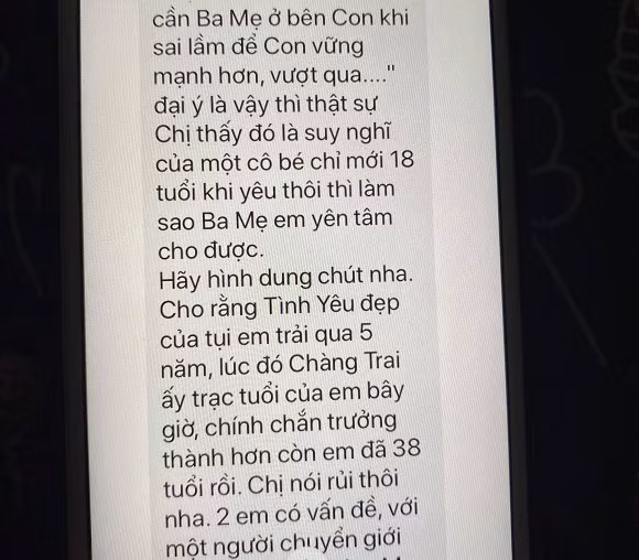 Miko Lan Trinh buc xuc khi nhan loi khuyen kem duyen ve tinh yeu-Hinh-4