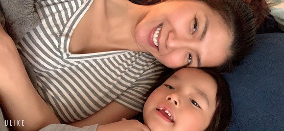 Ngoc Quyen co don vi mot minh noi xu nguoi giua mua Covid-19