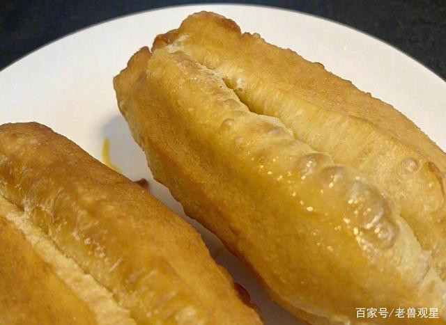 Hoạt động của sao Hoa ngữ khi phải ở nhà vì dịch Covid-19 - Hình 9 Hoat dong cua sao Hoa ngu khi phai o nha vi dich Covid-19-Hinh-9