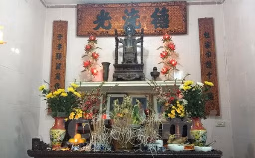 Dau hieu tren ban tho cho biet van xui dang tim den voi ban