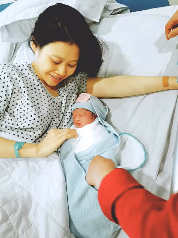 Trong Hoang don con trai dau long-Hinh-2