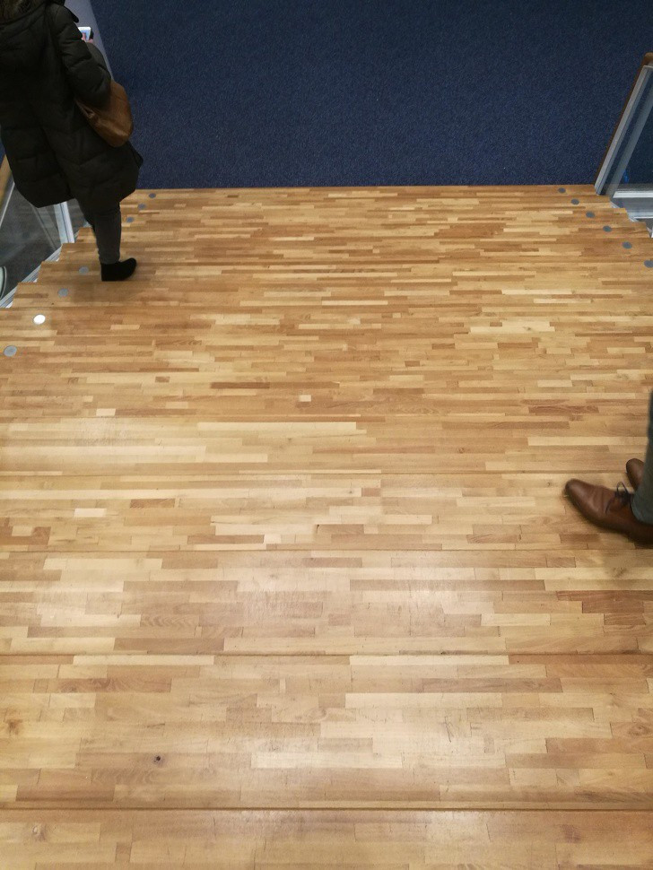 Nếu không nhìn kỹ, ít ai có thể nhận ra đây là cái cầu thang.