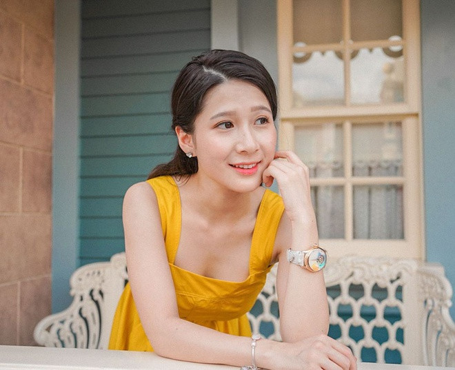 Trong bài phỏng vấn gần đây với hk01, Jocelyn một lần nữa khẳng định cô không muốn mọi người quá chú tâm tới lai lịch của mình. “Tôi luôn làm việc chăm chỉ như bao đồng nghiệp để có thêm cơ hội phát triển khả năng diễn xuất. Tôi không muốn cứ mãi bị nhắc tới kèm gia thế của mình”, cô nói.