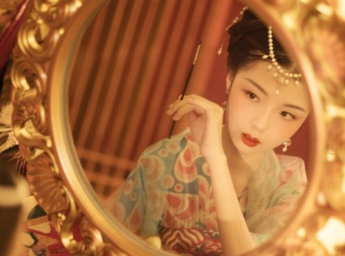 Mỹ nhân “họa thủy” - hoàng hậu duy nhất là kĩ nữ My nhan “hoa thuy” - hoang hau duy nhat la ki nu