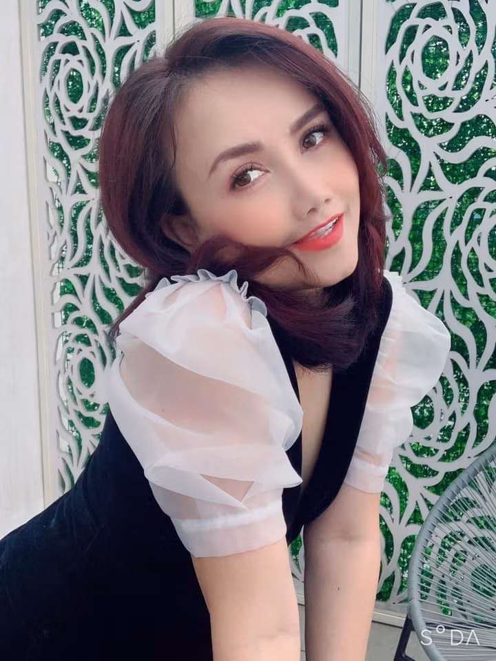 Hoang Yen: 3 cuoc hon nhan tan vo va cu soc sinh con tuoi 40-Hinh-6