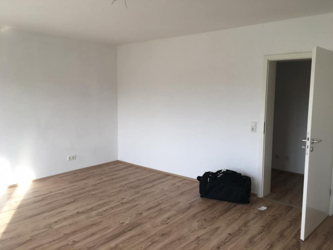 Ngo ngang voi ngoi nha cuc dep do me Viet tai Duc son sua-Hinh-5