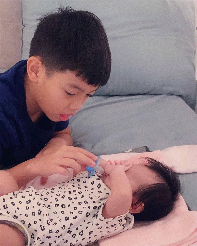 Subeo be em giup me Ho Ngoc Ha-Hinh-6