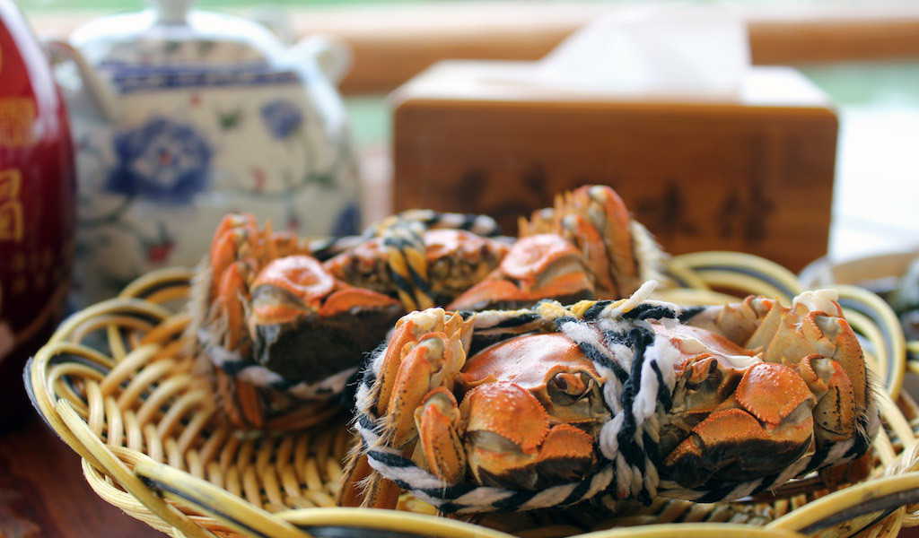 Vì sao cua lông có mức giá chênh lệch cả chục triệu đồng? - Hình 2 Vi sao cua long co muc gia chenh lech ca chuc trieu dong?-Hinh-2