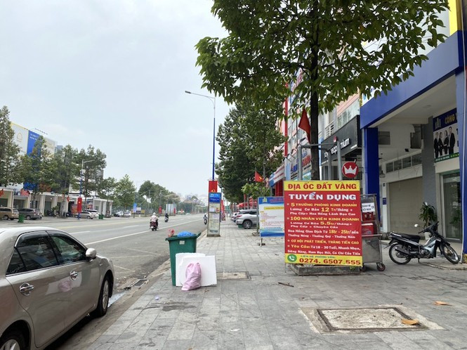 ##s###Vẫn có một vài doanh nghiệp đăng tuyển nhân viên.