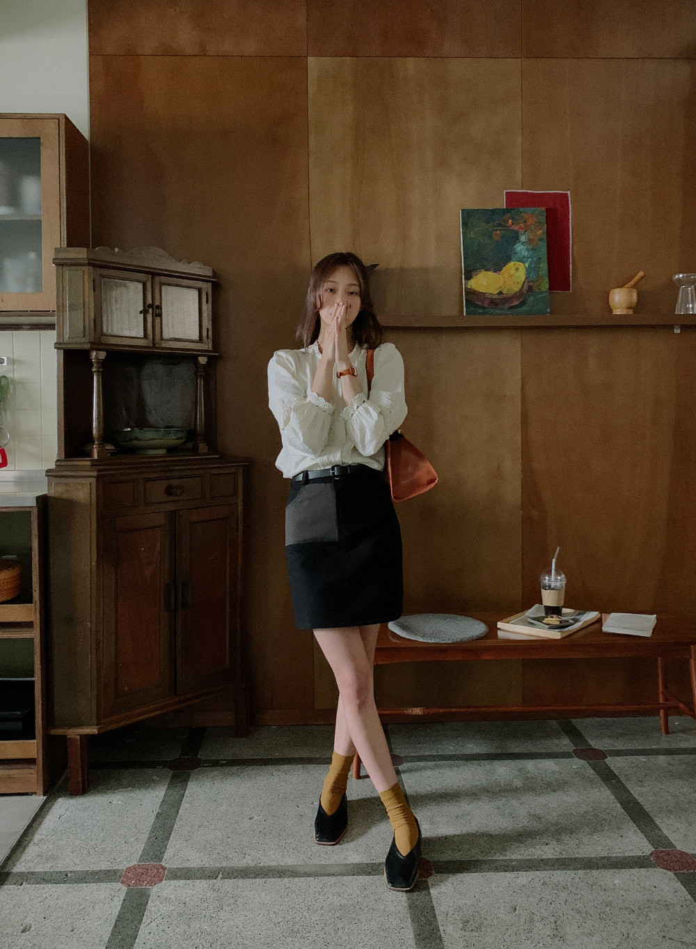 Chị em nên bỏ túi 4 kiểu váy ngắn cực hợp mùa Đông - Hình 9 Chi em nen bo tui 4 kieu vay ngan cuc hop mua Dong-Hinh-9