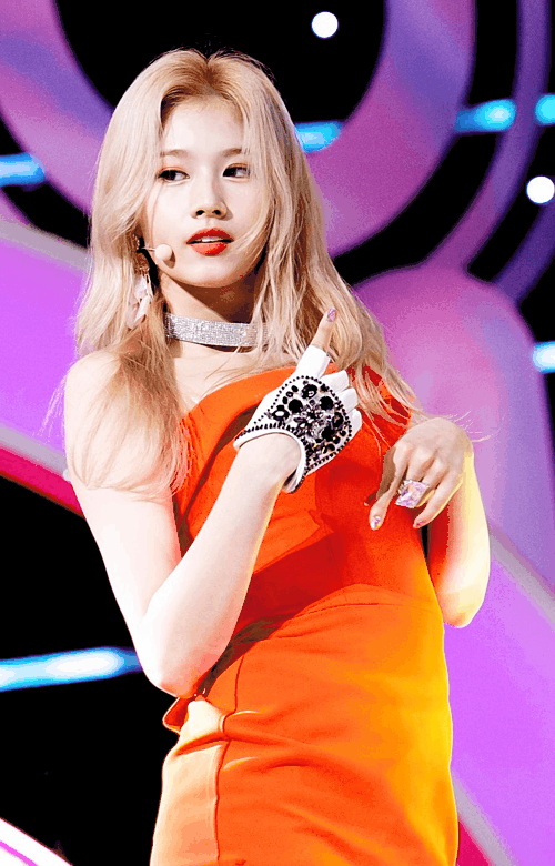 Nhung than tuong Kpop gap rac roi tren san khau vi toc gia-Hinh-4