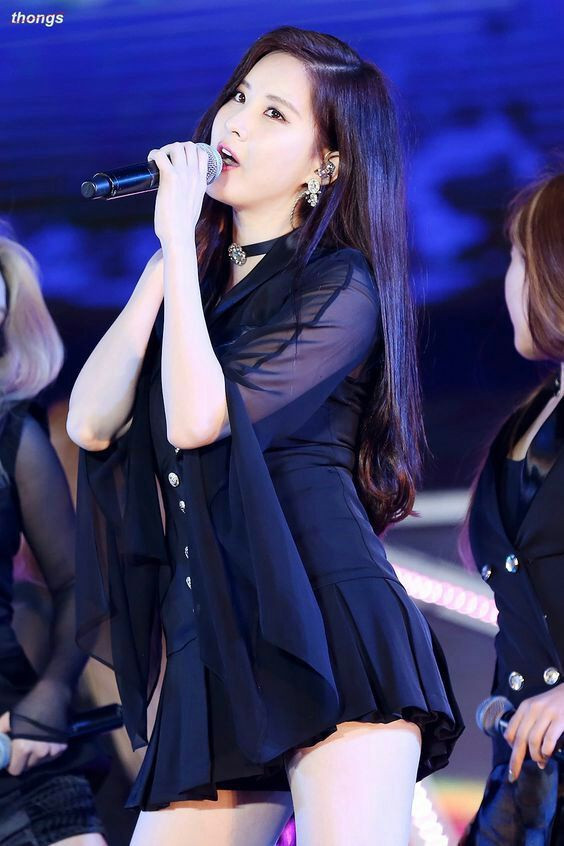 Nhung than tuong Kpop gap rac roi tren san khau vi toc gia-Hinh-7