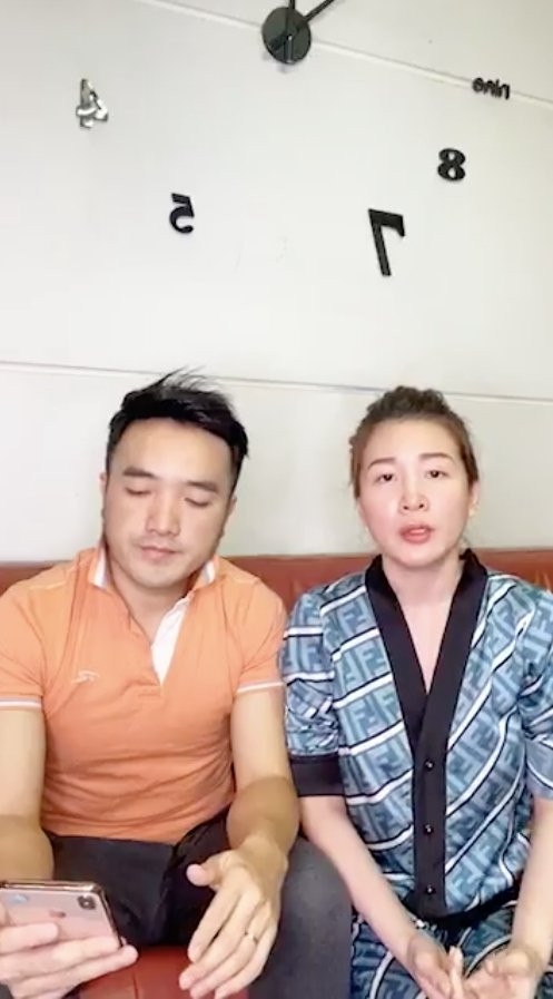 Vo chong Duong Ngoc Thai xin loi vi phat ngon che do bo