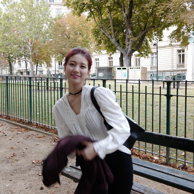 Học hỏi ngay 13 cách phối đồ cực đơn giản của các sao Hàn - Hình 8 Hoc hoi ngay 13 cach phoi do cuc don gian cua cac sao Han-Hinh-8