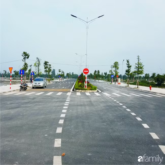 Co 200 trieu mua 50m² dat lien ke o que, 3 nam sau mua nha thanh pho