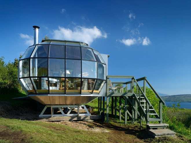 Ngoi nha sieu nho giong tau vu tru gia 125.000 USD-Hinh-3