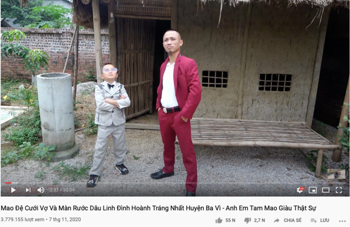 Fan của hai anh em khá háo hức trước tin vui này và cuối cùng nhận ra tất cả chỉ là “cú lừa”. Mở đầu video, hai anh em diện đồ cực bảnh bao, sẽ rước dâu bằng siêu xe. Tuy nhiên, Mao Ca kéo một chiếc xe hoa (chiếc xe kéo của giới thượng lưu thời xưa) đi khắp làng để "thả thính" nhưng không cô nào đồng ý.