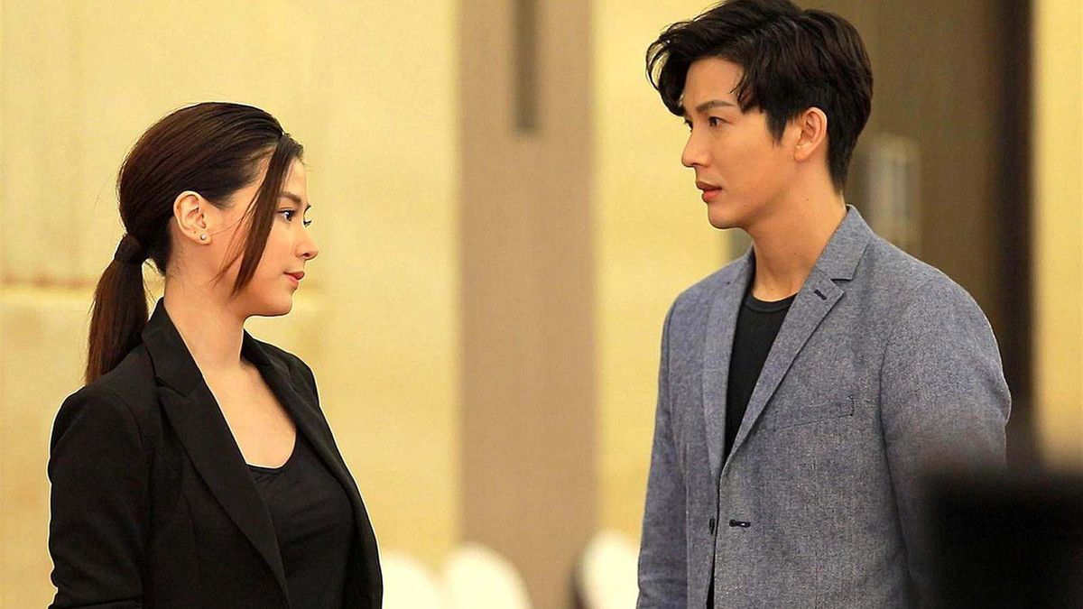 Ngày họp lớp, anh bảo tôi đi dự cùng nhưng bắt ăn mặc lôi thôi Ngay hop lop, anh bao toi di du cung nhung bat an mac loi thoi