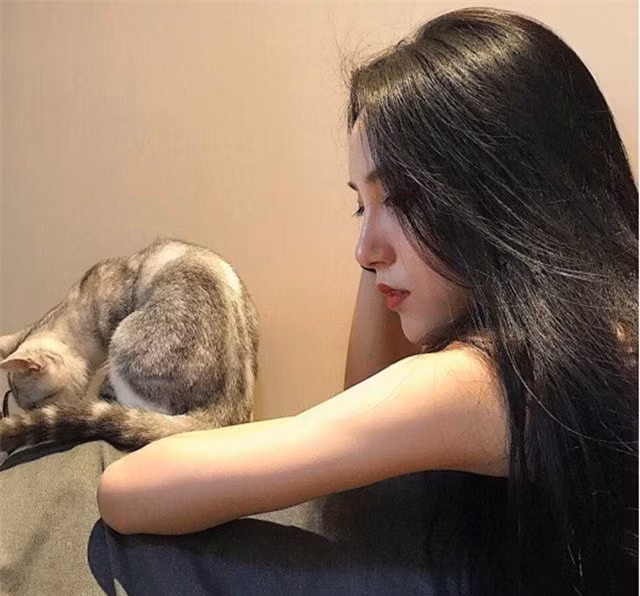 Vô tình biết được thông tin đủ khiến gia đình chị chồng lao đao Vo tinh biet duoc thong tin du khien gia dinh chi chong lao dao