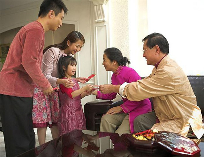 Chong khong muon ve ngoai, nguyen nhan khien vo roi nuoc mat