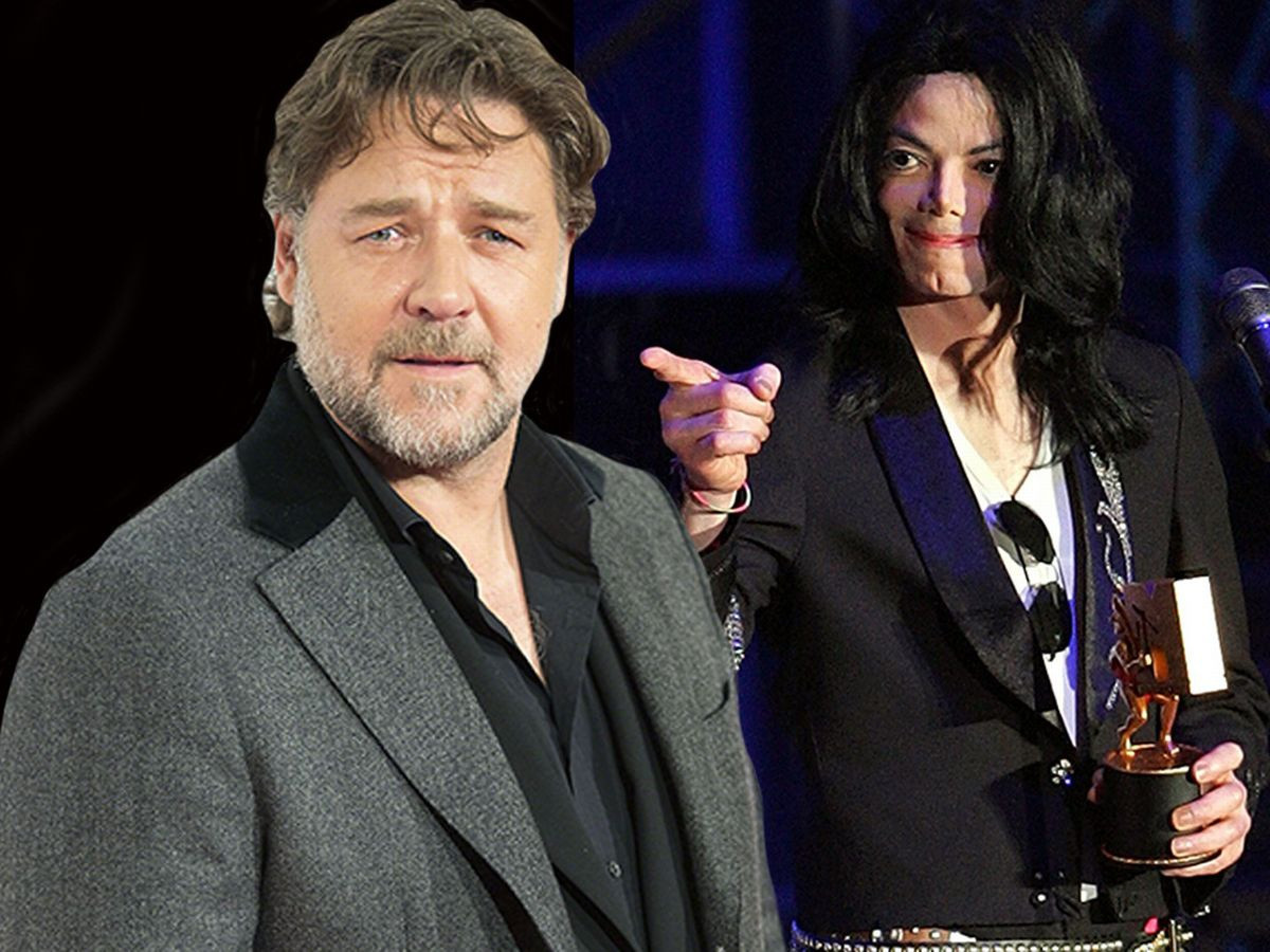  Russell Crowe bị Michael Jackson trêu đùa suốt hai năm: Theo CBS News, nam diễn viên người New Zealand từng bị ông hoàng nhạc pop trêu đùa suốt nhiều năm. Giọng ca Thriller thường gọi cho sao phim Robin Hood bằng nhiều đầu số khác nhau và kể những chuyện cười khó hiểu, không liên quan. "Nhiều lúc anh ấy gọi tôi là Bức tường và kể những điều lạ lùng. Cuối cùng ông hoàng nhạc pop tự nhận đã chọc phá tôi", Crowe kể. Ảnh: CBS.