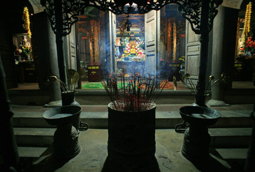 Chùa Hoa Yên trong đêm Giao thừa Giáp Ngọ.