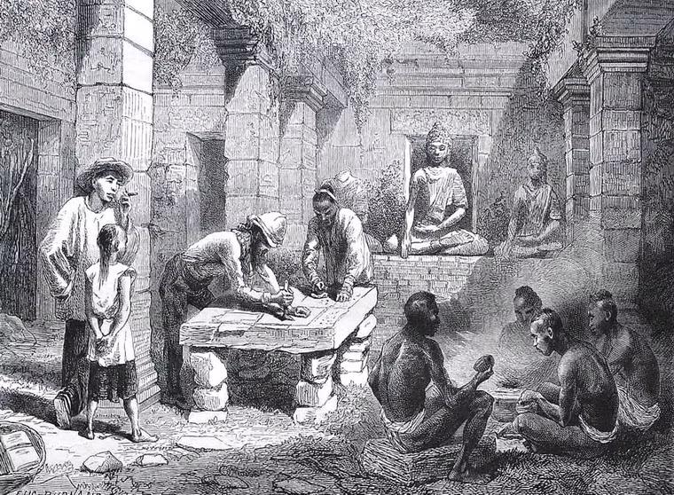 Tiến sĩ Harmand đóng dấu lên các văn bản tại Wat Phou, quần thể đền tháp cổ của người Khmer ở Nam Lào.