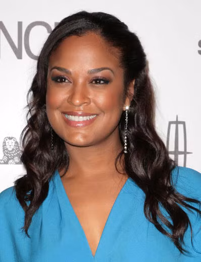 18. Laila Ali (1977) là một nữ võ sĩ quyền anh chuyên nghiệp từng giành chức vô địch ở Mỹ. Có lẽ, chỉ có sắc đẹp của Laila mới so sánh được với sức mạnh cú đấm của cô.