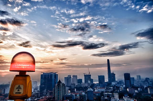 Bình minh Sài Gòn.