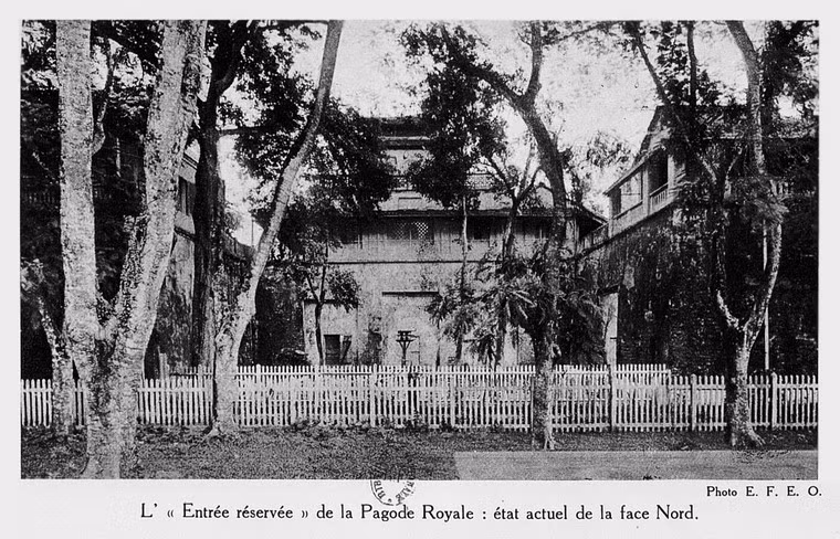 Mặt hậu của Đoan Môn.