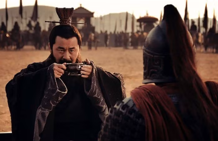  Ngắn hơn nhiều so với Tam Quốc Diễn Nghĩa. Tam Quốc Chí chỉ có khoảng 65 quyển, tập trung ghi lại sự kiện lịch sử một cách ngắn gọn, không có nhiều chi tiết hư cấu hay cường điệu như Tam Quốc Diễn Nghĩa. Ảnh: Pinterest.