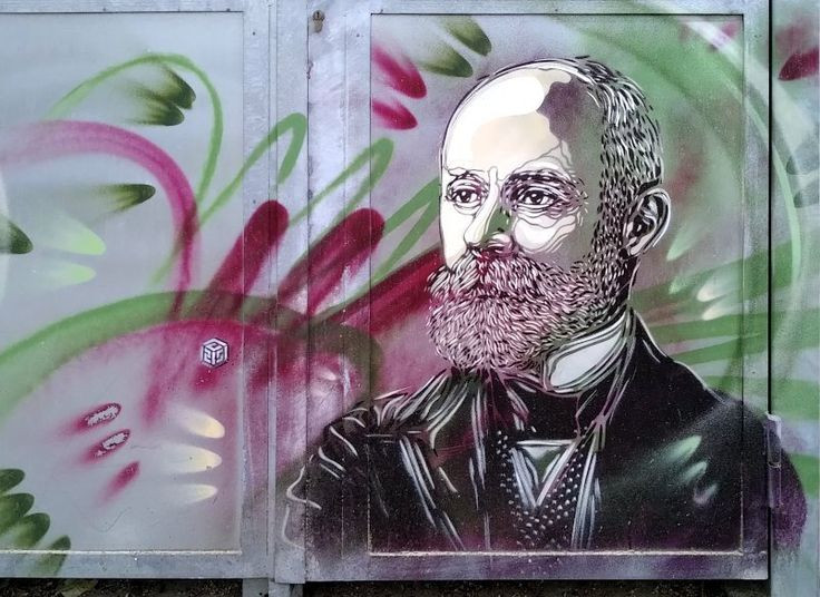  Do Henri Becquerel tình cờ phát hiện. Năm 1896, nhà khoa học Henri Becquerel phát hiện ra phóng xạ khi ông để muối urani gần một tấm phim ảnh và nhận thấy phim bị ảnh hưởng mà không cần tiếp xúc với ánh sáng. Ảnh: Pinterest.