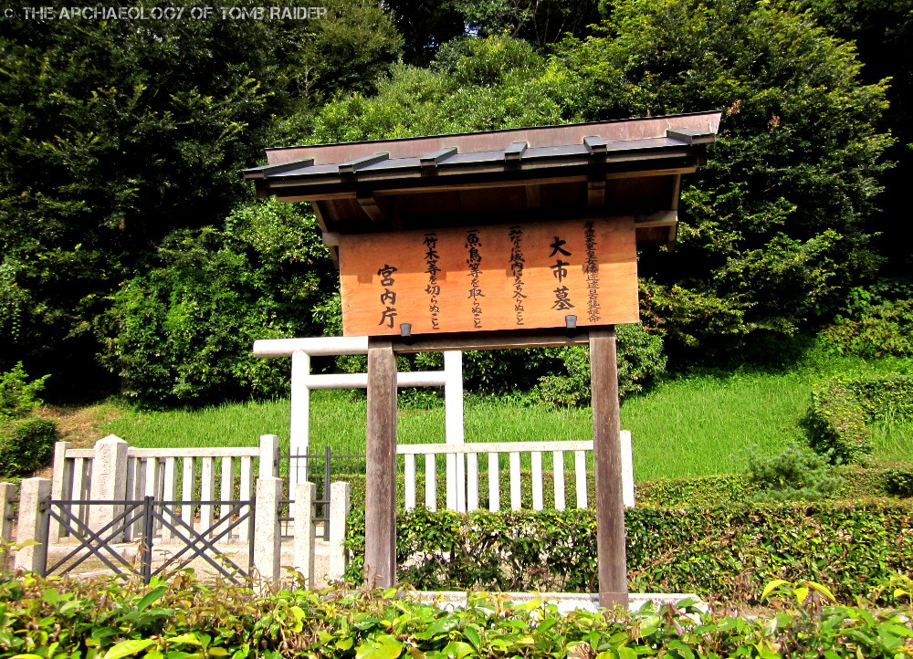  8. Mộ của Himiko có thể là lăng mộ Hashihaka. Một số nhà nghiên cứu cho rằng lăng mộ Hashihaka ở Nara có thể là nơi an nghỉ của Himiko, nhưng chính phủ Nhật Bản chưa cho phép khai quật để xác minh. Ảnh: tombraiderhorizons.com.