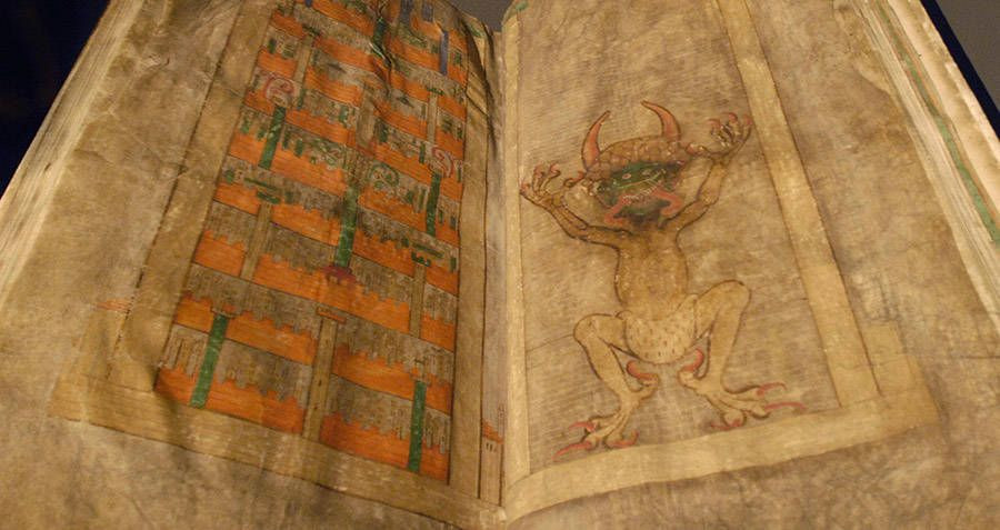  6. Đã từng bị quân đội Thụy Điển lấy cắp. Vào năm 1648, trong Chiến tranh Ba mươi năm, quân đội Thụy Điển đã chiếm đoạt Codex Gigas từ Prague và đưa nó về Stockholm, nơi nó vẫn được lưu giữ cho đến nay tại Thư viện Quốc gia Thụy Điển. Ảnh: Pinterest.