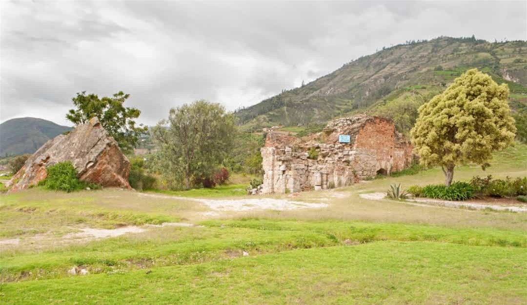 Yungay, Peru (1970): Trận động đất mạnh 8 độ richter này là thảm họa thiên nhiên tồi tệ nhất từng xảy ra ở Peru, ảnh hưởng đến 3 triệu người và khiến 75.000 người thiệt mạng.