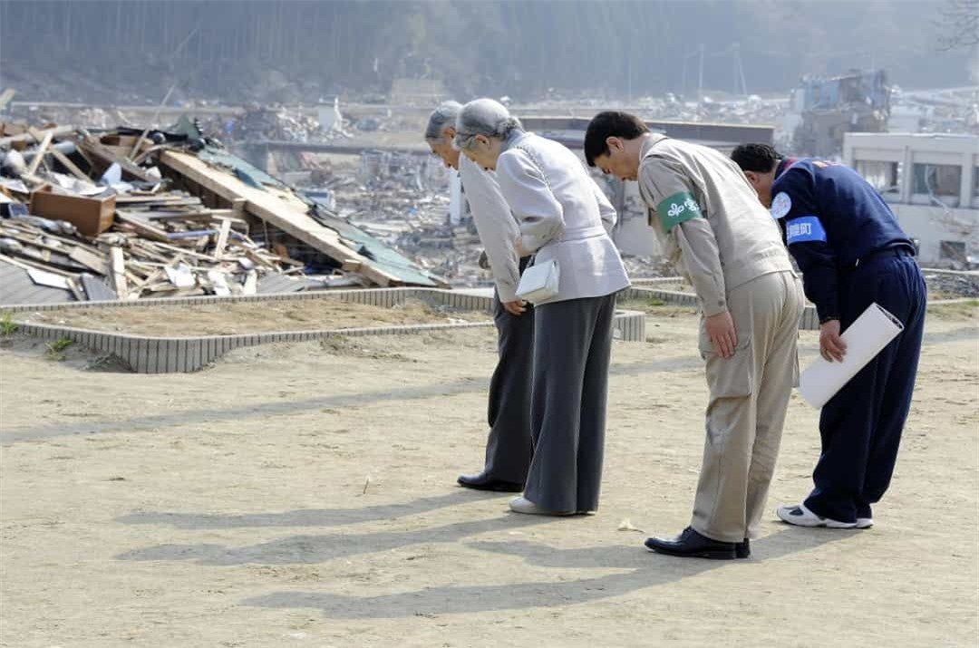 Tohoku, Nhật Bản (2011): Đây được coi là một trong năm trận động đất có sức tàn phá khủng khiếp nhất mọi thời đại, khiến 15.878 người chết, 6.126 người bị thương và 2.173 người mất tích. Sau trận động đất, một cơn sóng thần cực lớn đã ập vào bờ biển Nhật Bản.