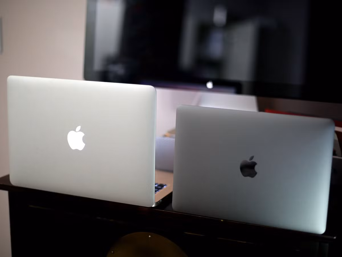 Đoạn video trên từ Apple Explained đã phân tích chi tiết lý do khiến logo quả táo phát sáng bị loại bỏ. Từ khi MacBook 12 inch xuất hiện vào năm 2015, Táo khuyết không còn sử dụng chi tiết này trên MacBook Pro và MacBook Air ra mắt sau đó. Ảnh: iMore.