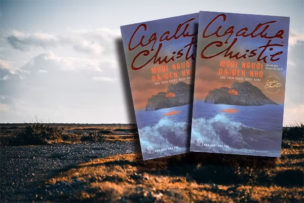  Mười người da đen nhỏ của nhà văn Agatha Christie được xuất bản lần đầu năm 1939, ước tính đã bán 100 triệu bản. Tiểu thuyết nói về vụ án bí ẩn trên hòn đảo Soldier Island với 10 người đã thiệt mạng theo những cách khác nhau mà không hề có sự hiện diện hay dấu vết của thủ phạm. Đây được xem là một trong những tiểu thuyết hình sự xuất sắc và nổi tiếng nhất của nữ hoàng trinh thám Agatha Christie. Ảnh: Vietgiday.