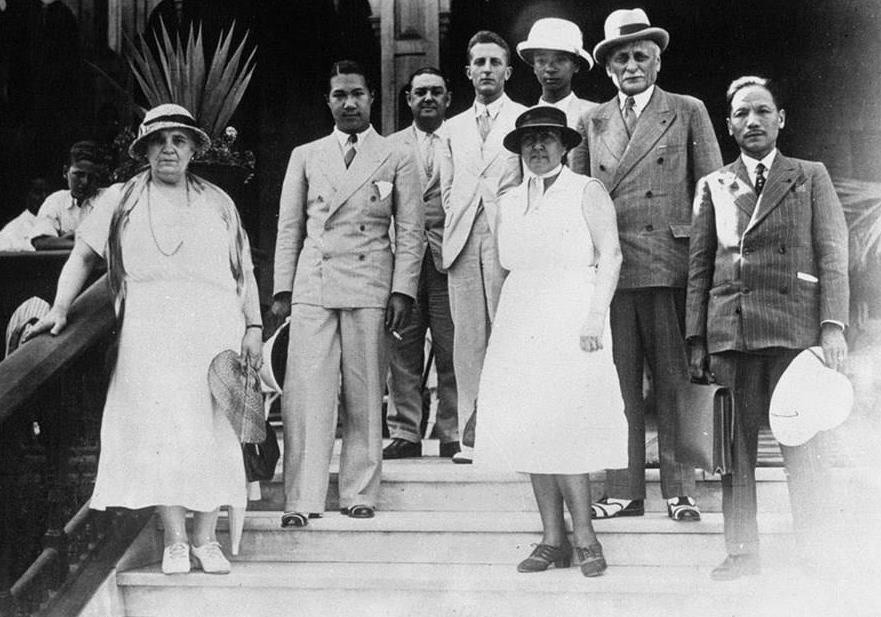 Hai máy bay của Bảo Đại có tên "Tiger Moth" và "Morane Saulnier". Chiếc "Tiger Moth" là loại máy bay một động cơ, do Anh chế tạo, hai tầng cánh, hai chỗ ngồi, thân bọc vải, tốc độ chậm, có thể hạ cánh ở sân bay ngắn, hẹp, kể cả trên đồng cỏ. Trong khi đó, chiếc "Morane Saulnier" do Pháp chế tạo, là loại máy bay thể thao một động cơ, thân kim loại, một tầng cánh, hai chỗ ngồi.