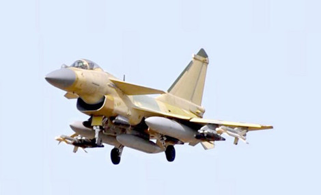 Hình ảnh J-10 trong lần thử nghiệm vũ khí gần đây.