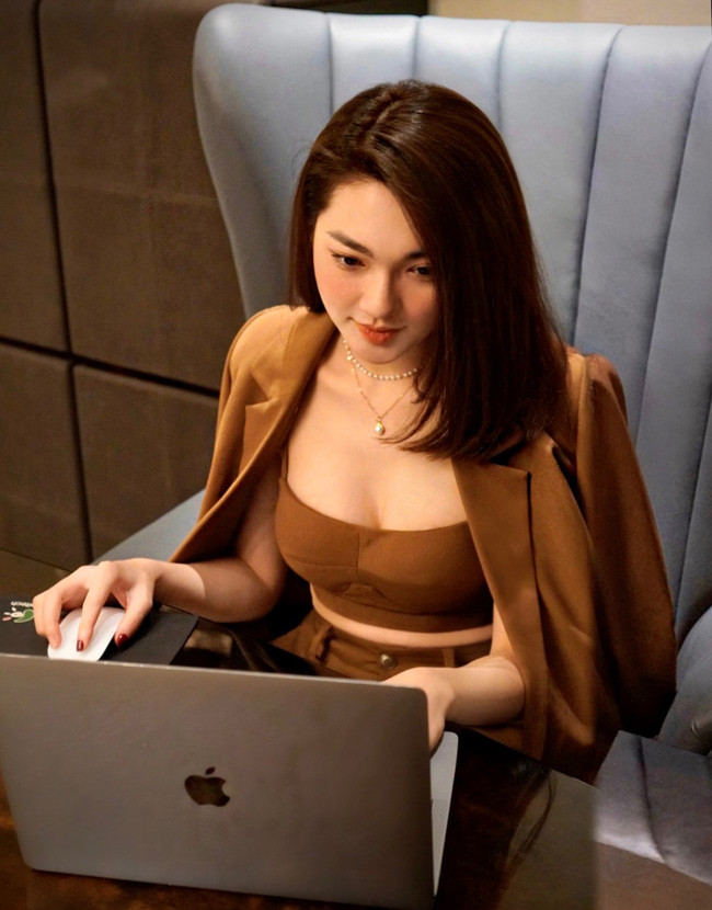 Ngọc Nữ hiện tại là một người mẫu ảnh có tiếng.