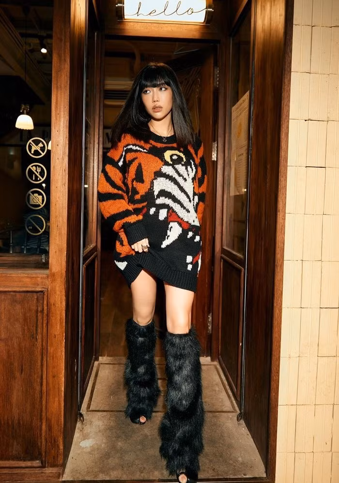 Diệu Nhi cân được mọi phong cách thời trang từ ngọt ngào đến cá tính - Hình 4 Dieu Nhi can duoc moi phong cach thoi trang tu ngot ngao den ca tinh-Hinh-4