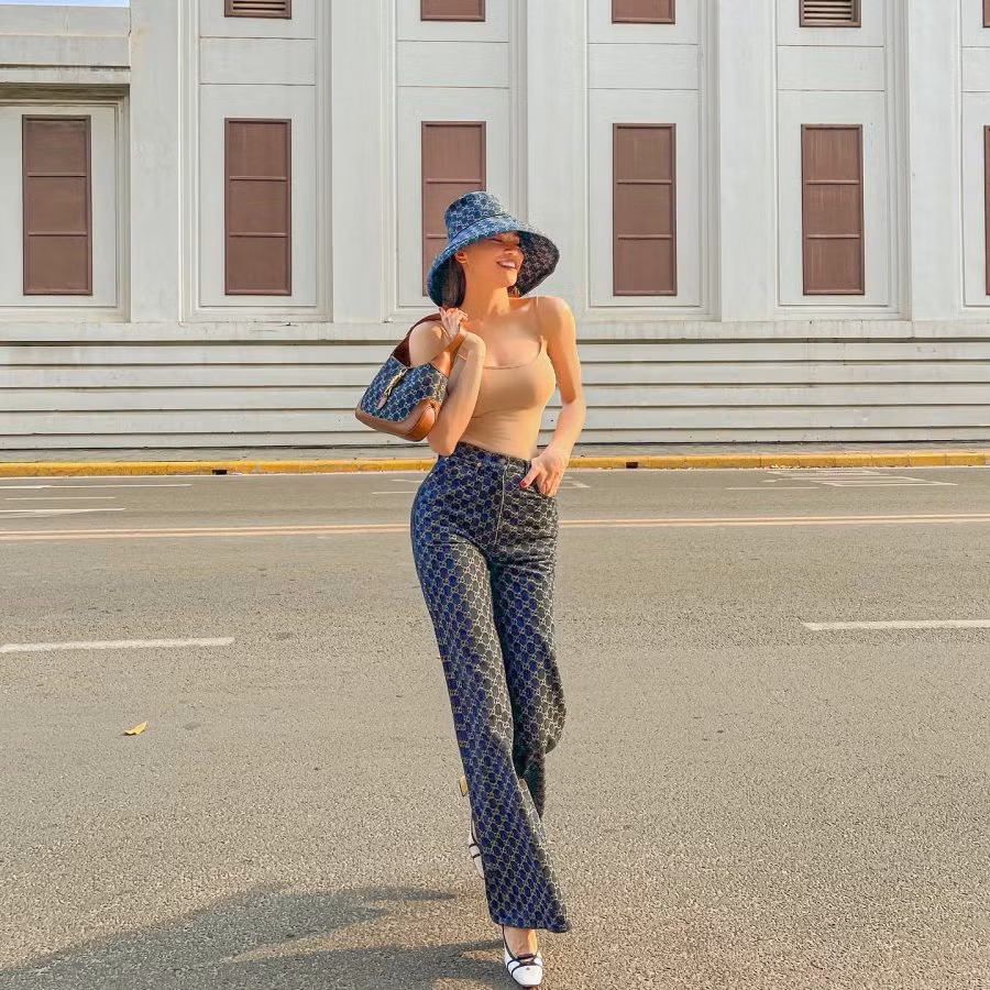 Ha Ho da cao hon 1m70 nhung van lang xe quan dai