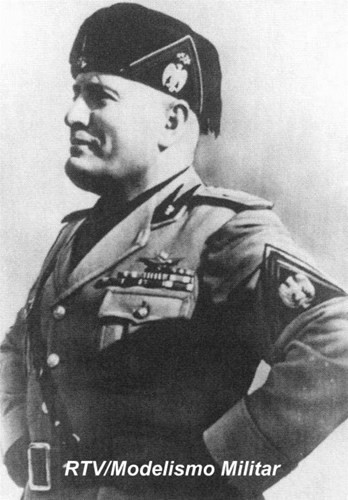 Ngay ngày hôm sau, du kích quân thuộc Lực lượng kháng chiến Italy đã hành quyết trùm phát xít Mussolini và Petacci cũng như 16 thuộc hạ của nhà độc tài này. Sau đó, thi thể của những người này được đưa tới Milan và treo ở quảng trường cho mọi người nhìn thấy.
