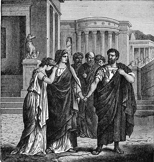 Trong gia đình, người vợ bình đẳng với chồng, có thể cùng ăn cơm với khách hay tham dự các lễ hội... Khi hôn nhân tan vỡ, họ có thể ly hôn với chồng nhưng không được quyền nuôi con cái.