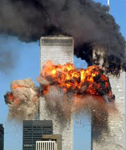 Hai trong số 4 máy bay trên đã bị không tặc chiếm quyền điều khiển và đâm vào hai tòa tháp của Trung tâm thương mại thế giới ở New York. Chiếc máy bay thứ 3 đâm xuống Lầu Năm Góc và chiếc cuối cùng đâm xuống gần Shankville, Pennsylvania.