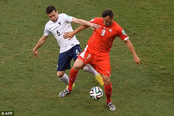 Đội tuyển Pháp chứng minh sức mạnh của mình bằng cách đè bẹp Thụy Sĩ.