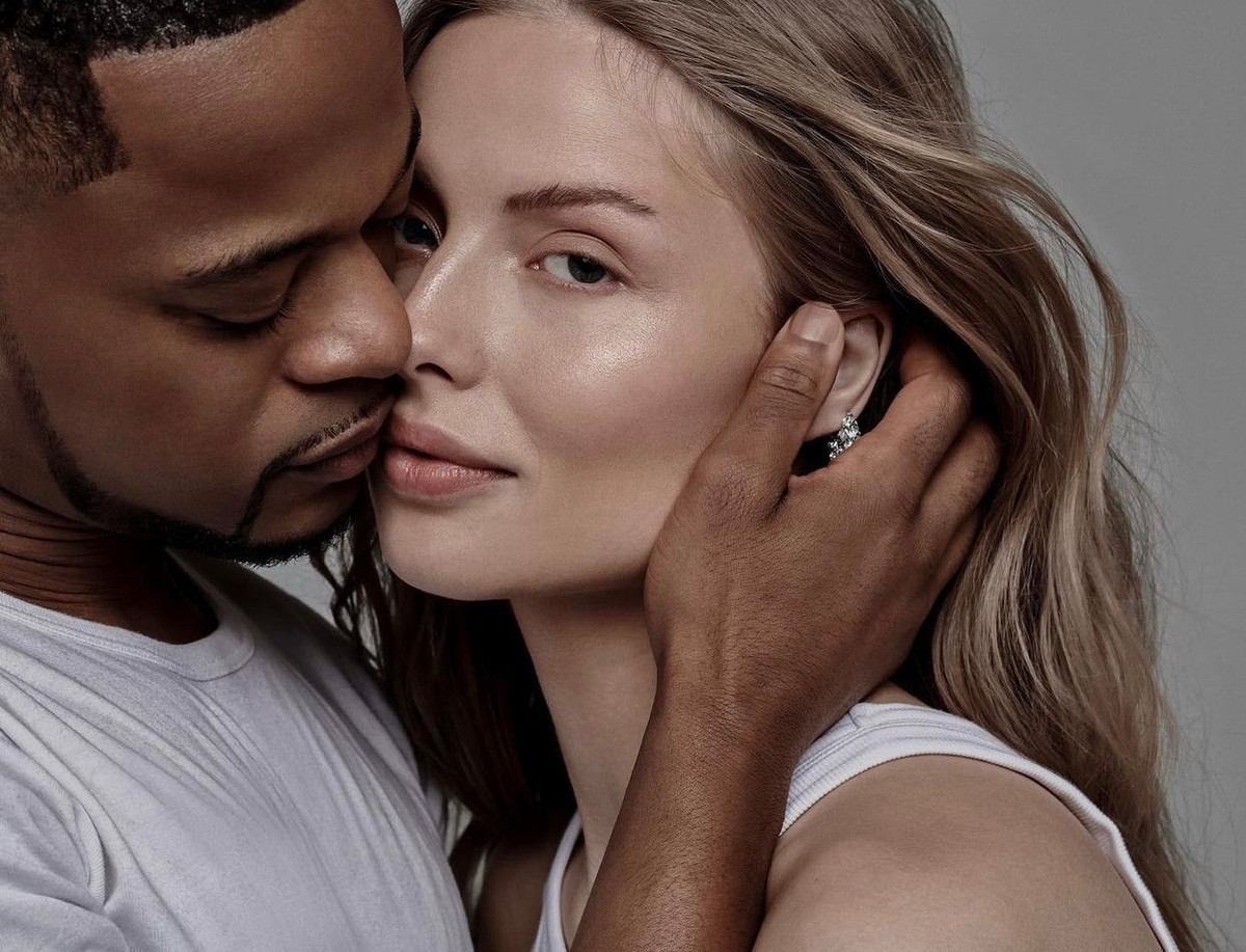 Dù vấp phải nhiều tranh cãi khi bắt đầu bên nhau, nhưng Patrice và Alexandra vẫn vững bước qua tất cả và khẳng định hạnh phúc bên nhau.