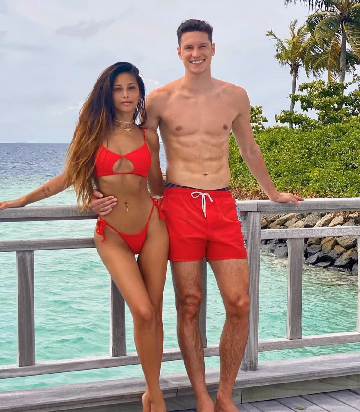 Sethanie Taing là cái tên được người hâm mộ tin là sẽ đồng hành cùng cầu thủ người Đức trong chuyến hành trình đến Bồ Đào Nha.