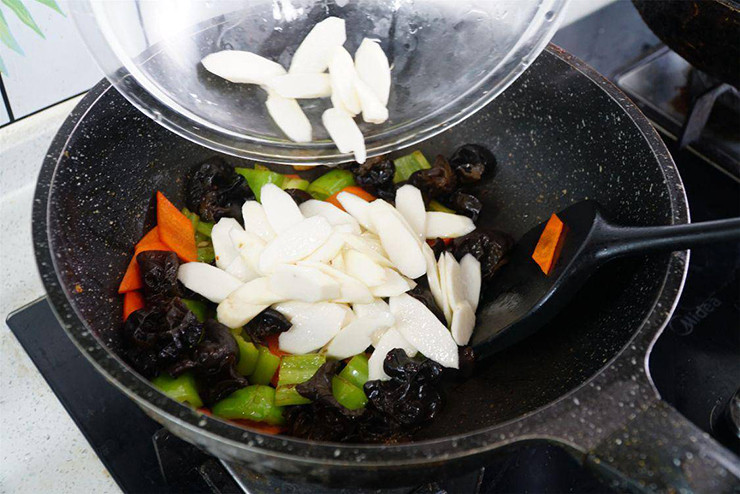 6 bau vat cuc ky tot cho nam gioi-Hinh-8